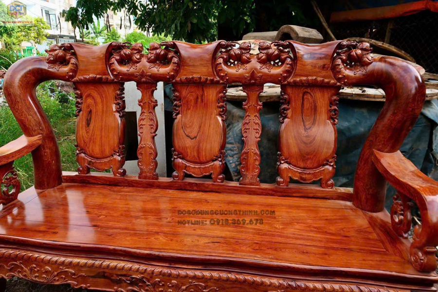 Bộ salon cột 14 chạm đào gỗ cẩm lai PD148CM